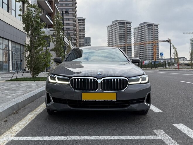 BMW 520-2
