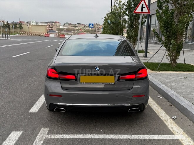 BMW 520-6