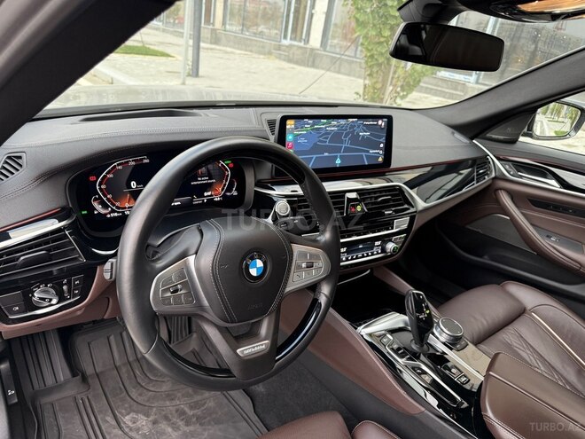 BMW 520-11