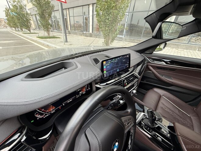 BMW 520-12