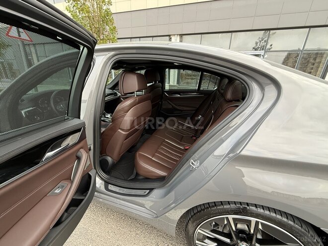 BMW 520-15