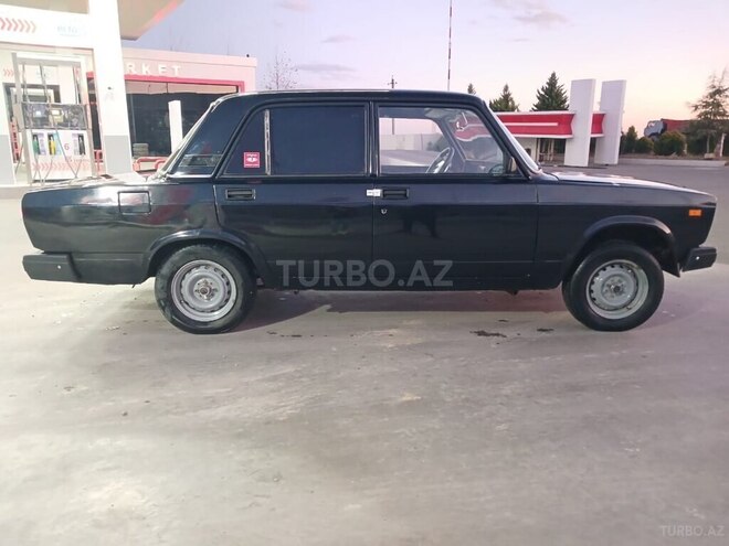 LADA (VAZ) 2107 1995, 700,000 km - 1.6 л - 