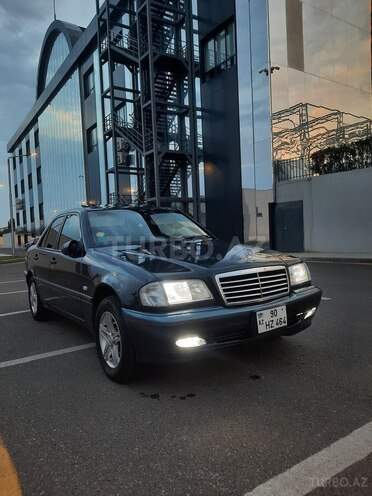 Mercedes C 200 1999, 232,000 km - 2.0 l - Ağcabədi