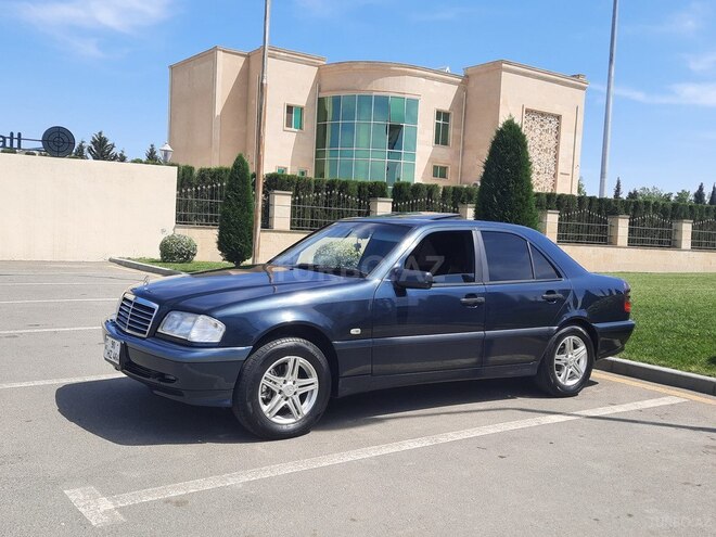 Mercedes C 200 1999, 232,000 km - 2.0 l - Ağcabədi