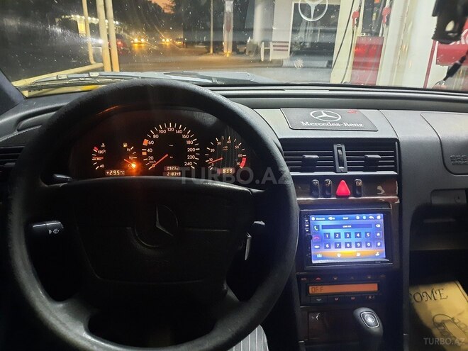 Mercedes C 200 1999, 232,000 km - 2.0 l - Ağcabədi