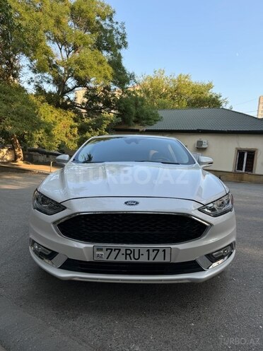 Ford Fusion (North America) 2018, 108,000 km - 2.0 л - Bakı