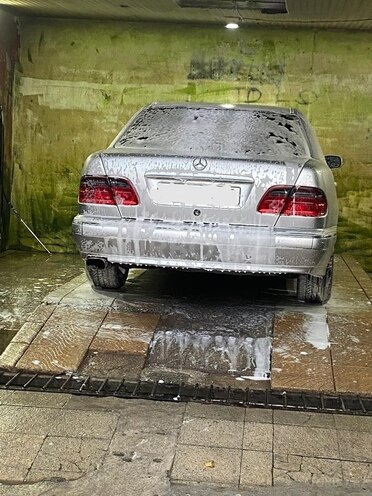 Mercedes E 220 d 1999, 366,500 km - 2.2 л - Bakı
