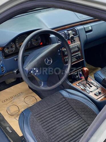 Mercedes E 220 d 1999, 366,500 km - 2.2 л - Bakı