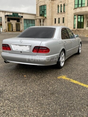 Mercedes E 220 d 1999, 366,500 km - 2.2 л - Bakı