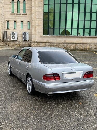 Mercedes E 220 d 1999, 366,500 km - 2.2 л - Bakı