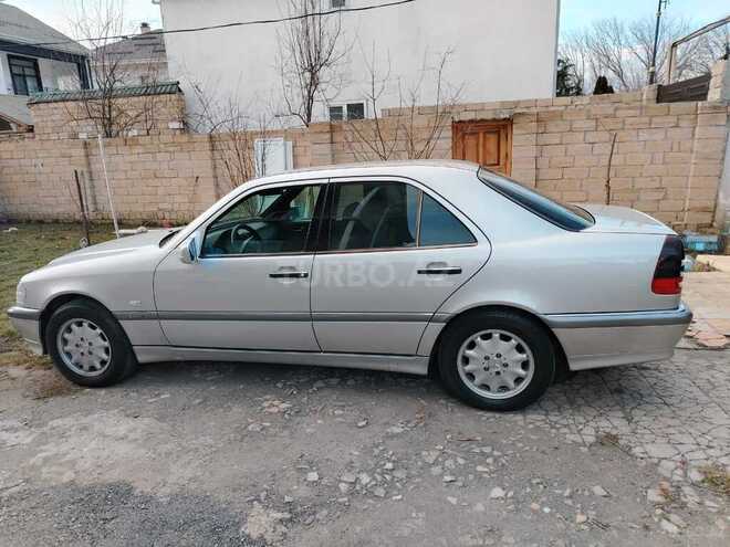 Mercedes C 240 1997, 180,000 km - 2.4 l - Qəbələ