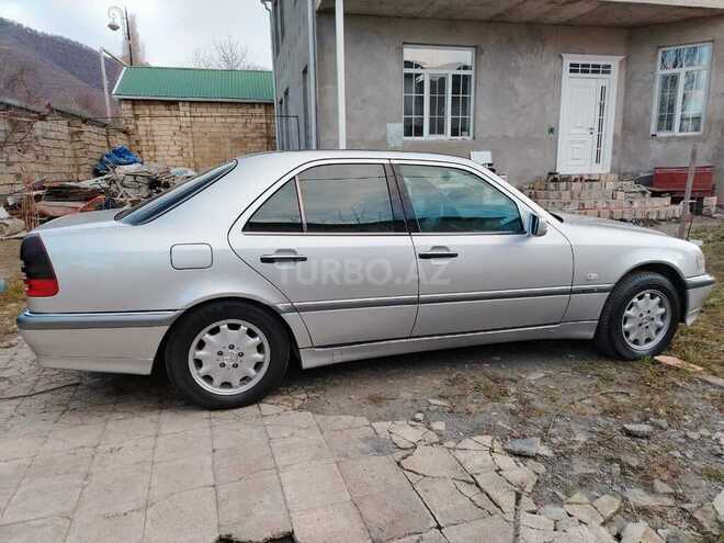 Mercedes C 240 1997, 180,000 km - 2.4 l - Qəbələ