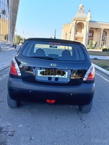 Kia Rio 2006, 260,000 km - 1.4 l - Ucar