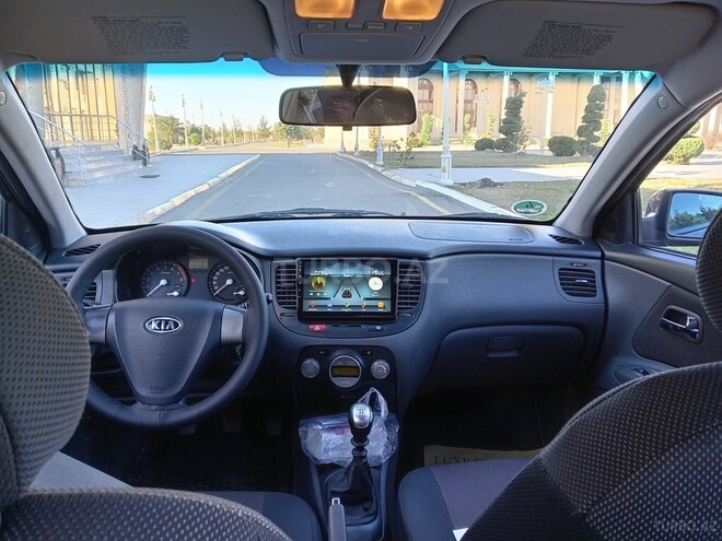 Kia Rio 2006, 260,000 km - 1.4 l - Ucar