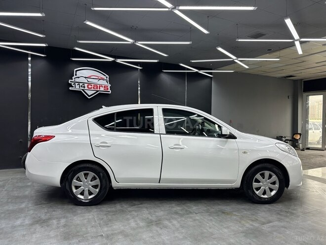 Nissan Sunny-3