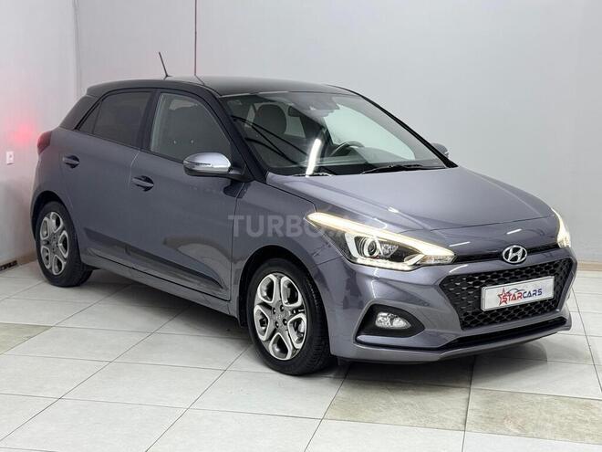 Hyundai i20-4
