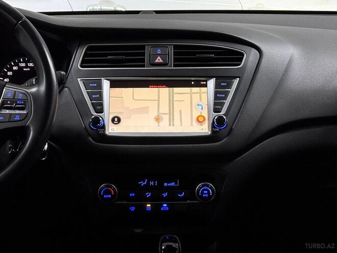 Hyundai i20-14