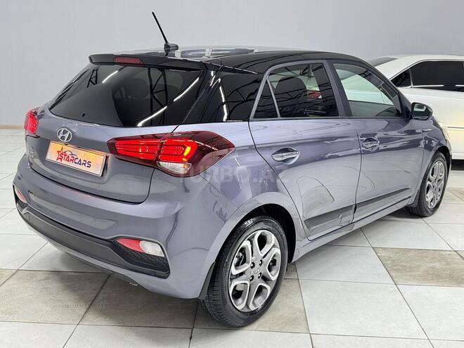 Hyundai i20-7