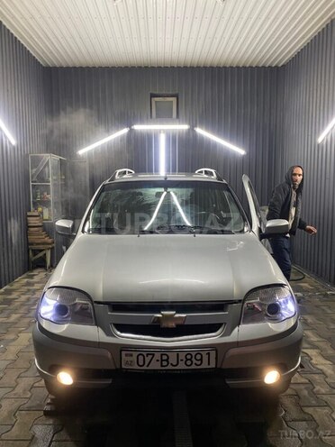 Chevrolet Niva 2014, 152,000 km - 1.7 л - Astara