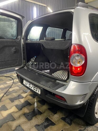 Chevrolet Niva 2014, 152,000 km - 1.7 л - Astara
