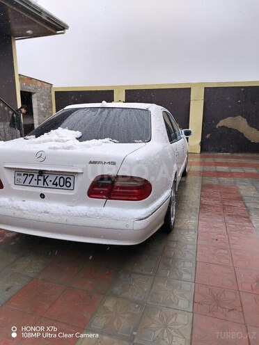 Mercedes E 320 1999, 280,000 km - 3.2 l - Sumqayıt