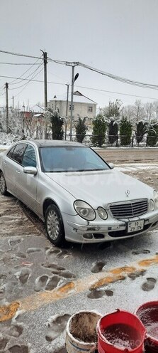 Mercedes E 220 d 2002, 320,000 km - 2.2 l - Masallı