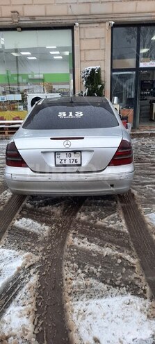 Mercedes E 220 d 2002, 320,000 km - 2.2 l - Masallı
