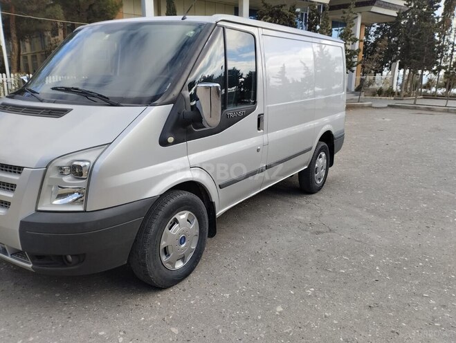 Ford Transit 2010, 239,000 km - 2.4 л - Bakı