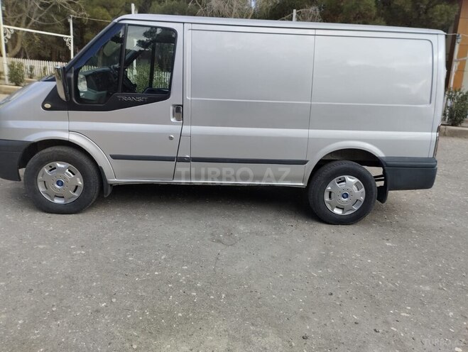 Ford Transit 2010, 239,000 km - 2.4 л - Bakı
