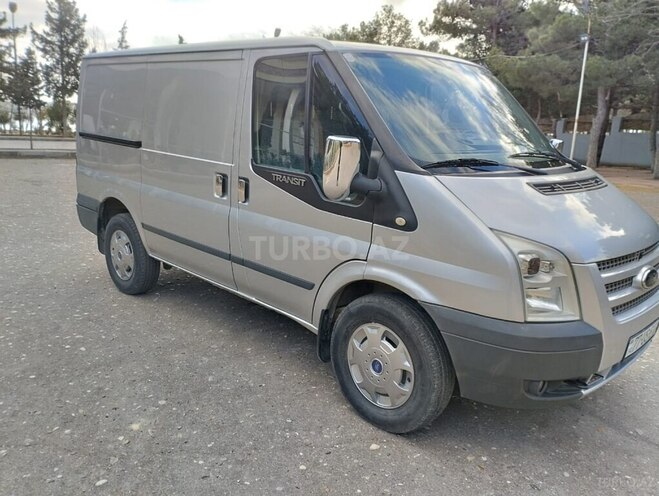Ford Transit 2010, 239,000 km - 2.4 л - Bakı