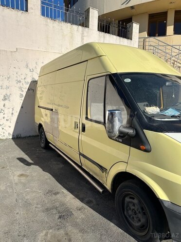 Ford Transit 2001, 195,000 km - 2.4 л - Zaqatala