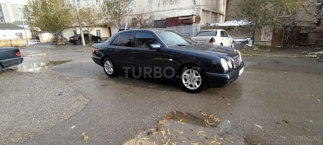 Mercedes E 240 1998, 370,000 km - 2.4 l - Bakı