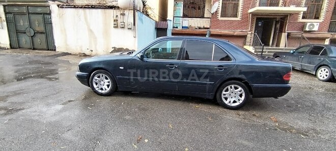Mercedes E 240 1998, 370,000 km - 2.4 l - Bakı