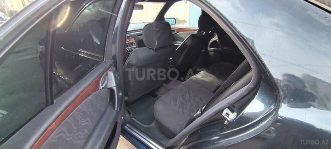 Mercedes E 240 1998, 370,000 km - 2.4 l - Bakı