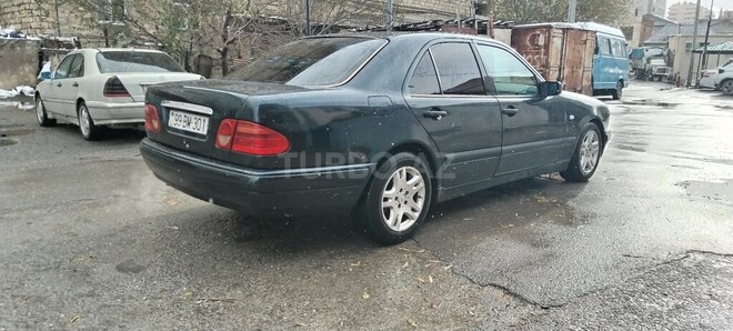 Mercedes E 240 1998, 370,000 km - 2.4 l - Bakı