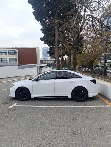 Chevrolet Cruze-2
