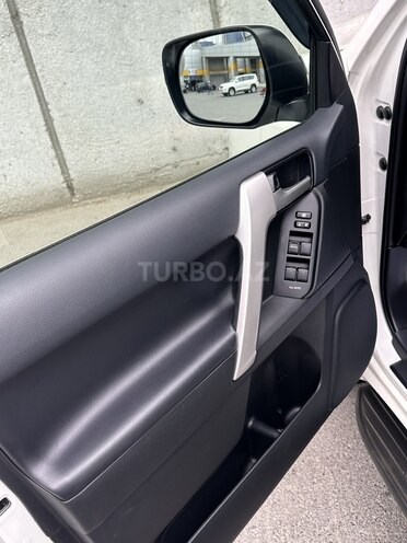 Toyota Land Cruiser Prado 2015, 107,300 km - 2.7 l - Bakı