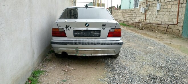 BMW 318 1994, 345,000 km - 1.8 l - Bakı