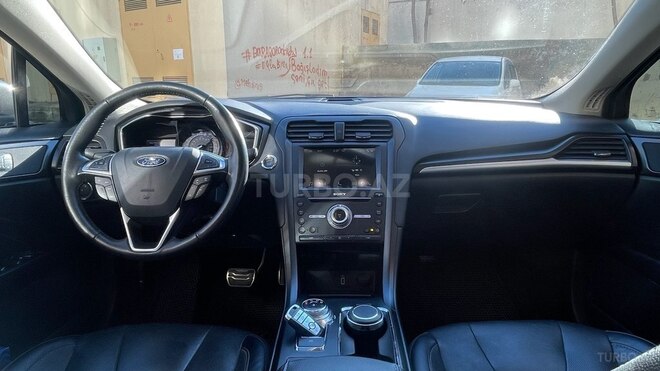 Ford Fusion (North America) 2018, 106,000 km - 2.0 l - Bakı