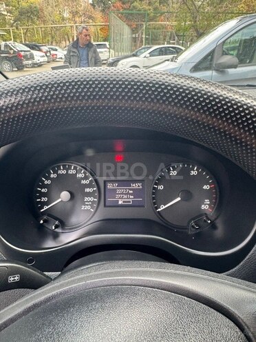 Mercedes Vito 116 2017, 277,000 km - 2.2 l - Bakı