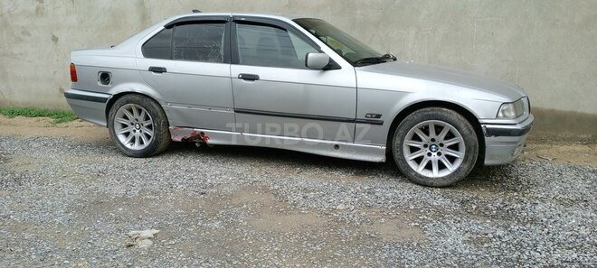 BMW 318 1994, 345,000 km - 1.8 l - Bakı
