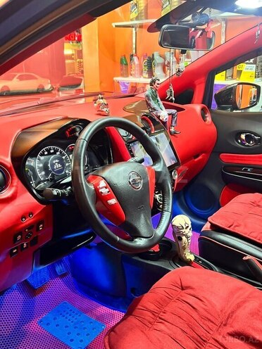 Nissan Note-7