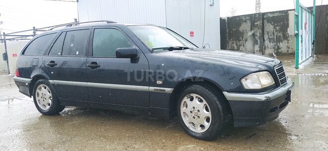 Mercedes C 200 2000, 412,997 km - 2.0 l - Bakı