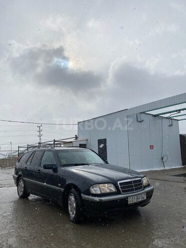 Mercedes C 200 2000, 412,997 km - 2.0 l - Bakı