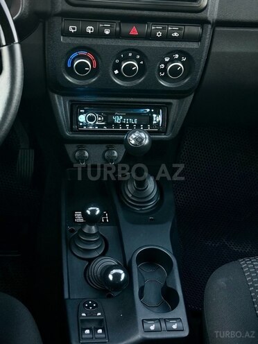 LADA (VAZ) Niva 2024, 8,000 km - 1.7 l - Gəncə