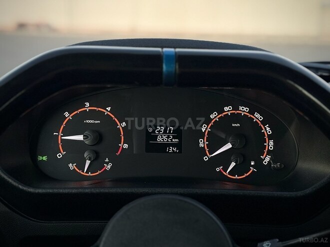 LADA (VAZ) Niva 2024, 8,000 km - 1.7 l - Gəncə