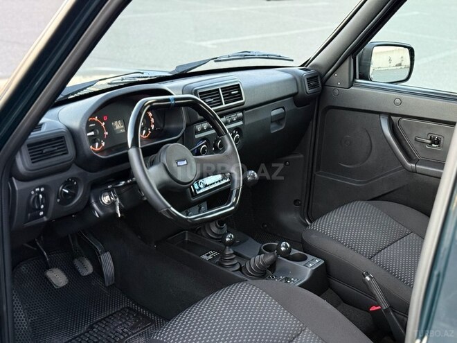 LADA (VAZ) Niva 2024, 8,000 km - 1.7 l - Gəncə