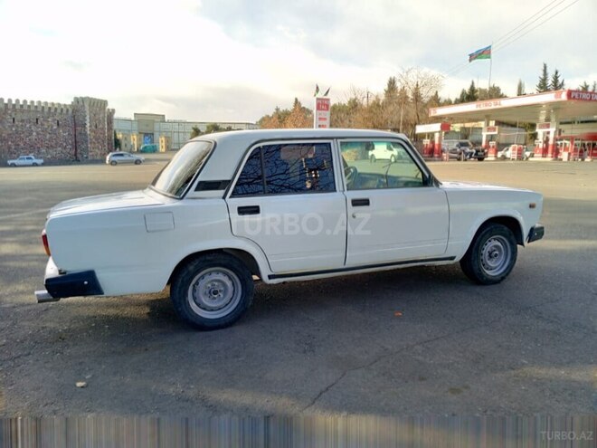 LADA (VAZ) 2107 2005, 20,000 km - 1.6 l - Tovuz