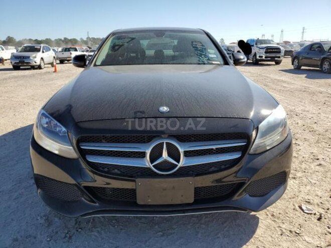 Mercedes C 300 2017, 107,610 km - 2.0 l - Bakı