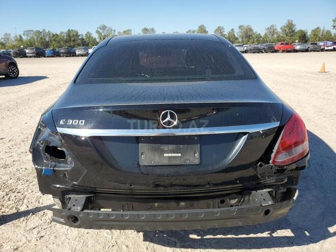 Mercedes C 300 2017, 107,610 km - 2.0 l - Bakı